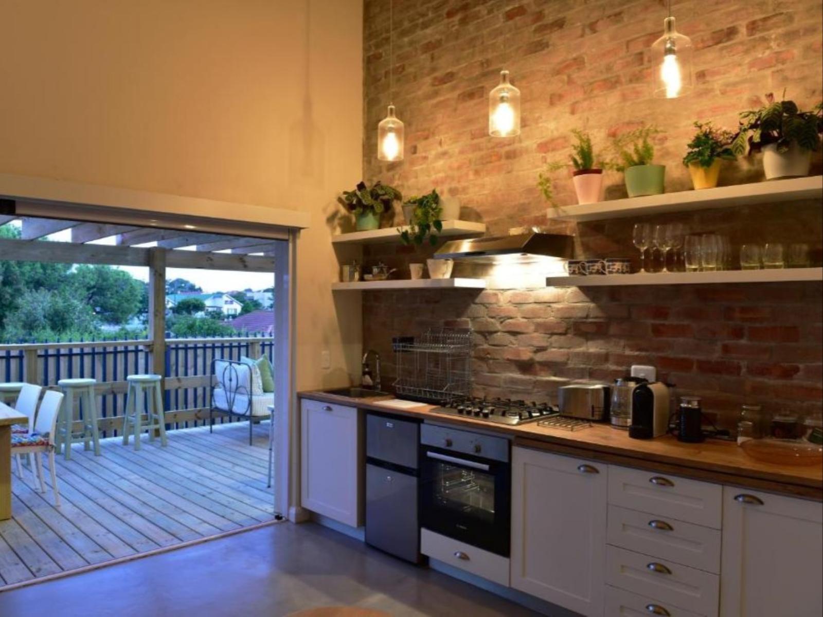 Room 1 — Kitchenette
