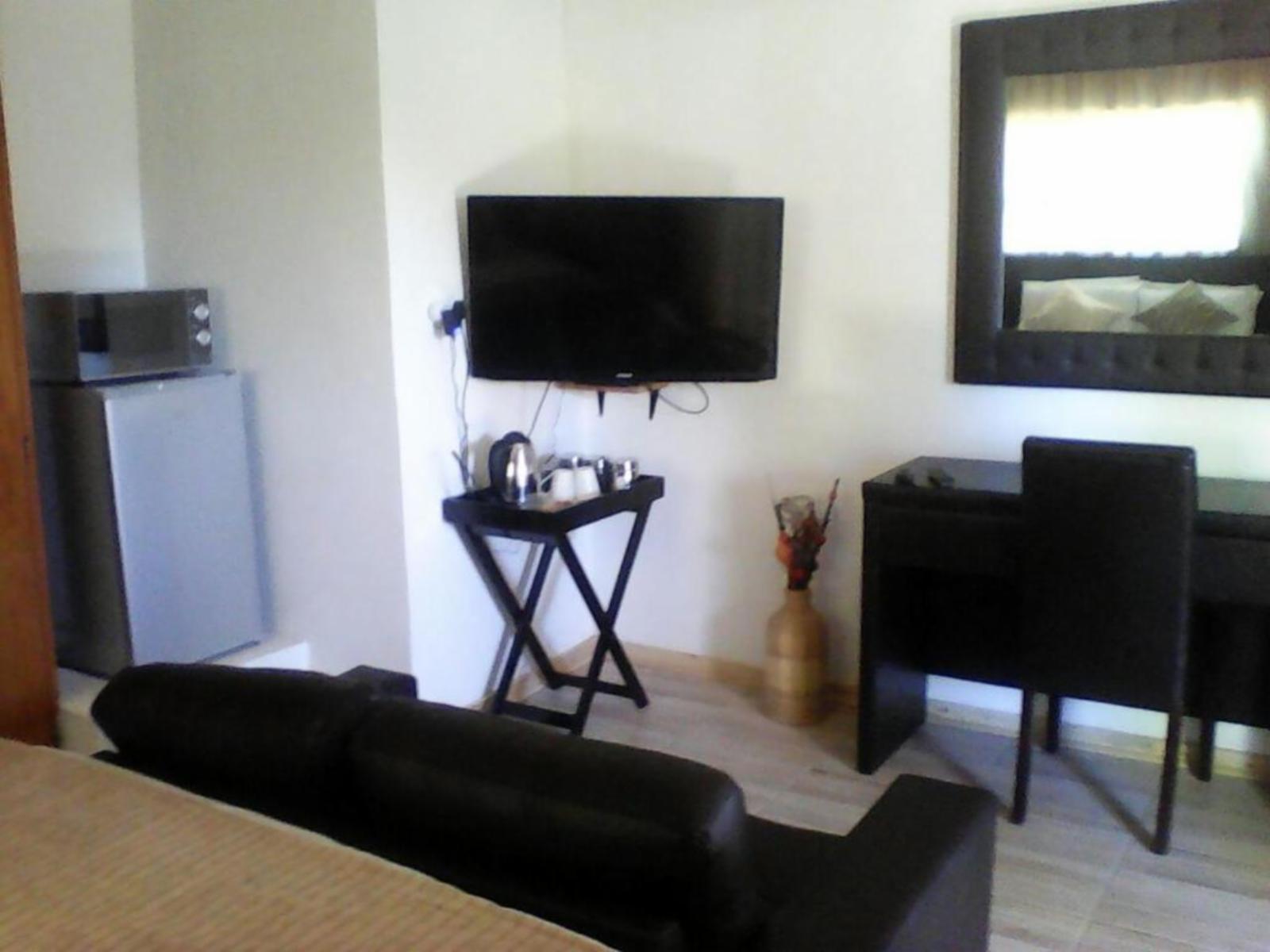 Room 1 — TV and multimedia