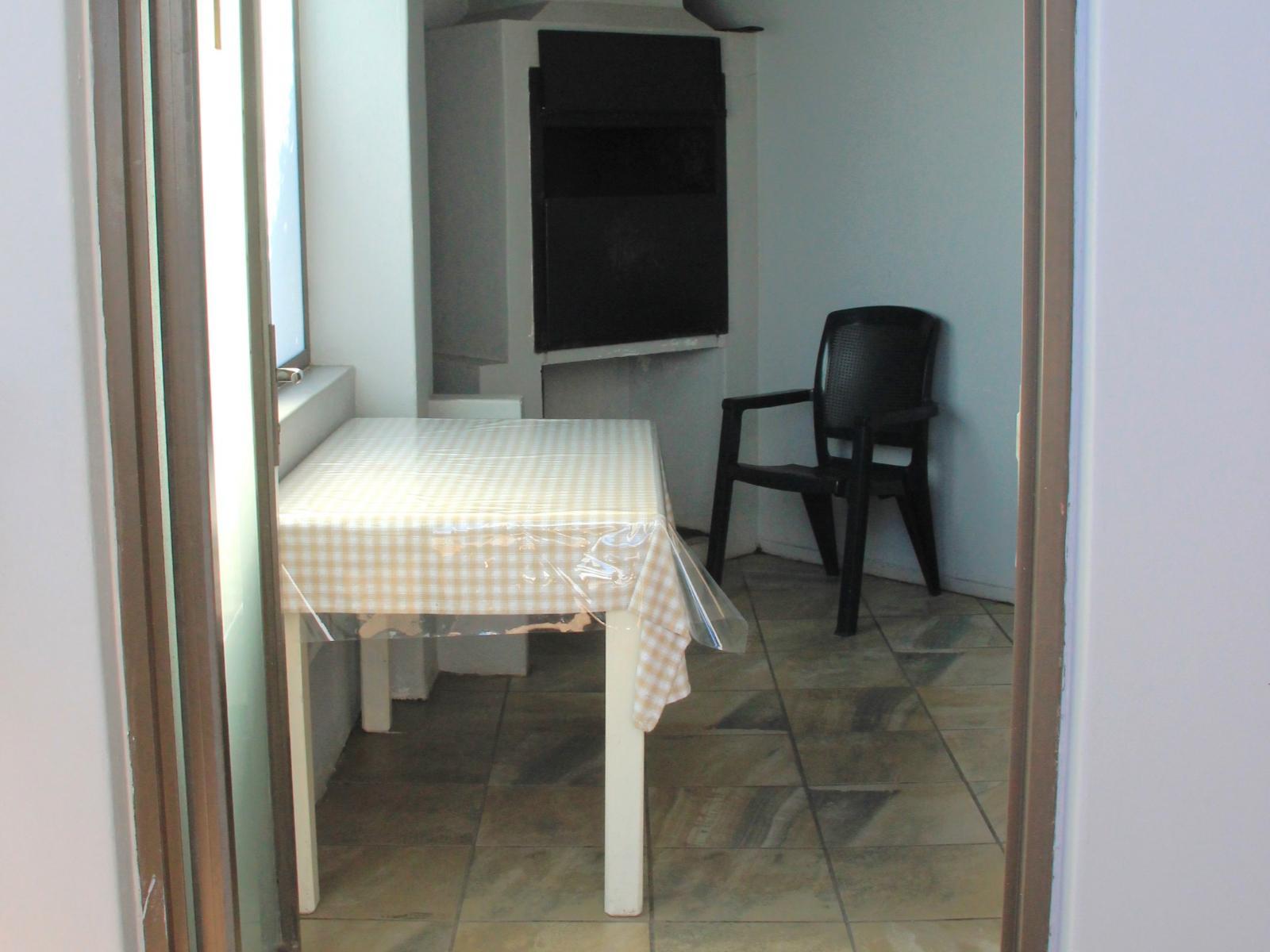 Room 1 — Balcony/Terrace