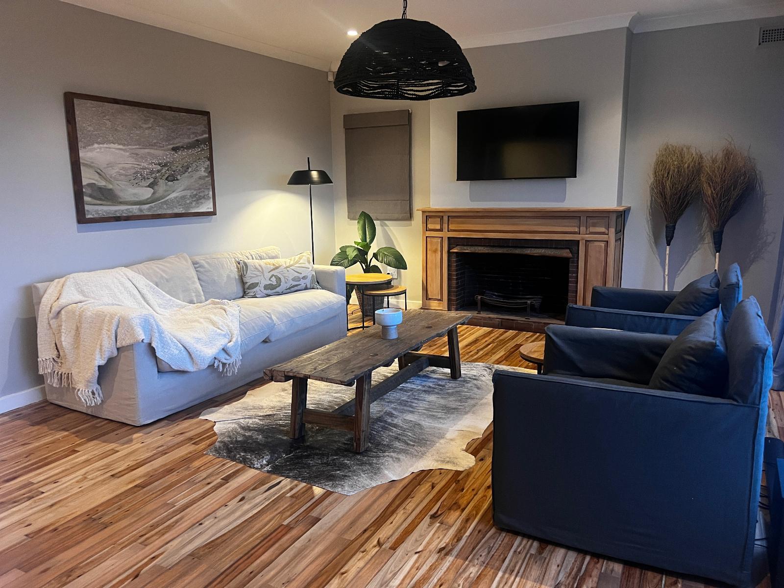 Room 4 — Living Room