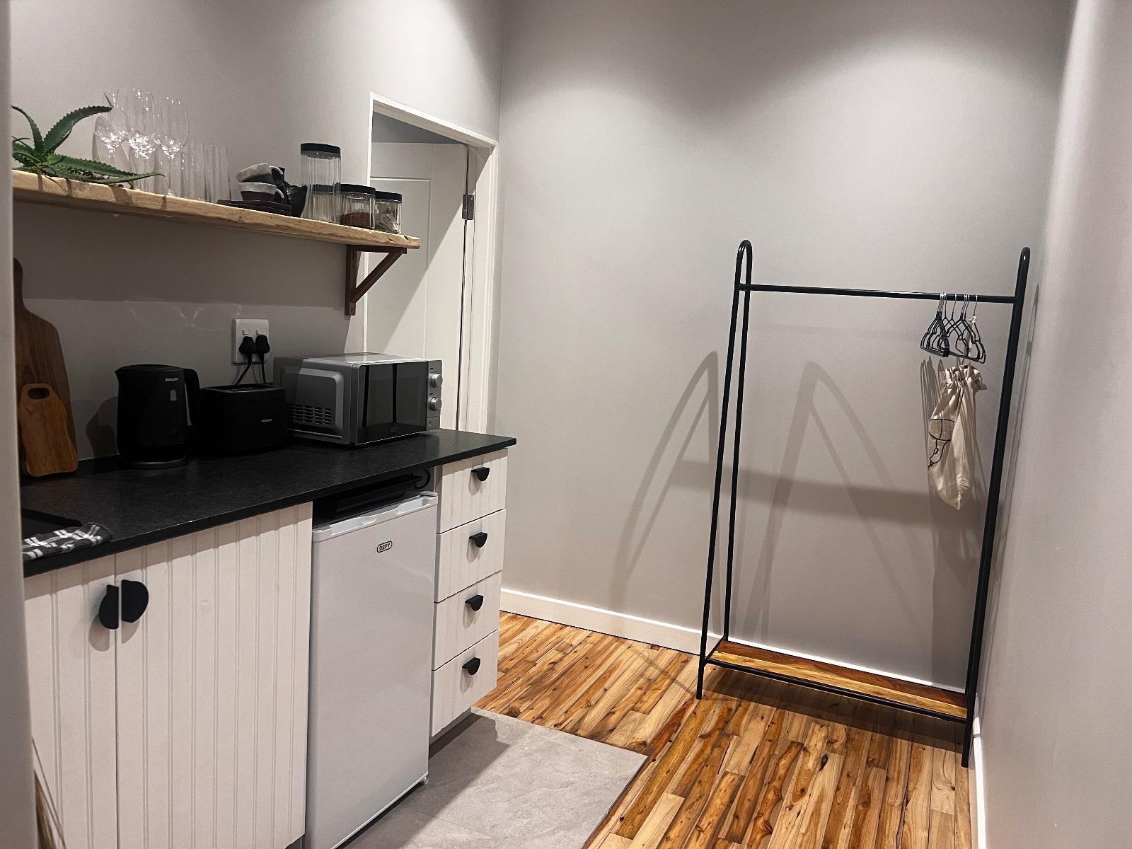 Room 3 — Breakfast area