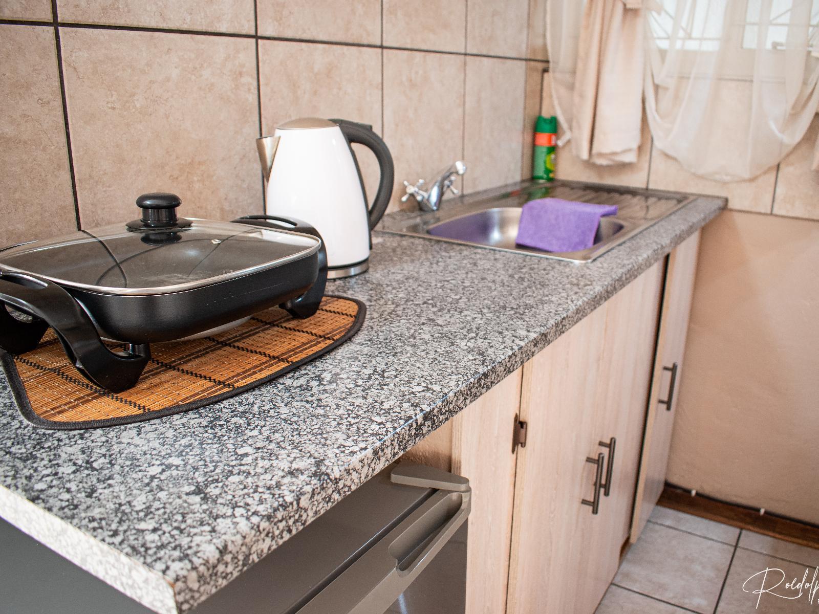 Room 1 — Kitchenette