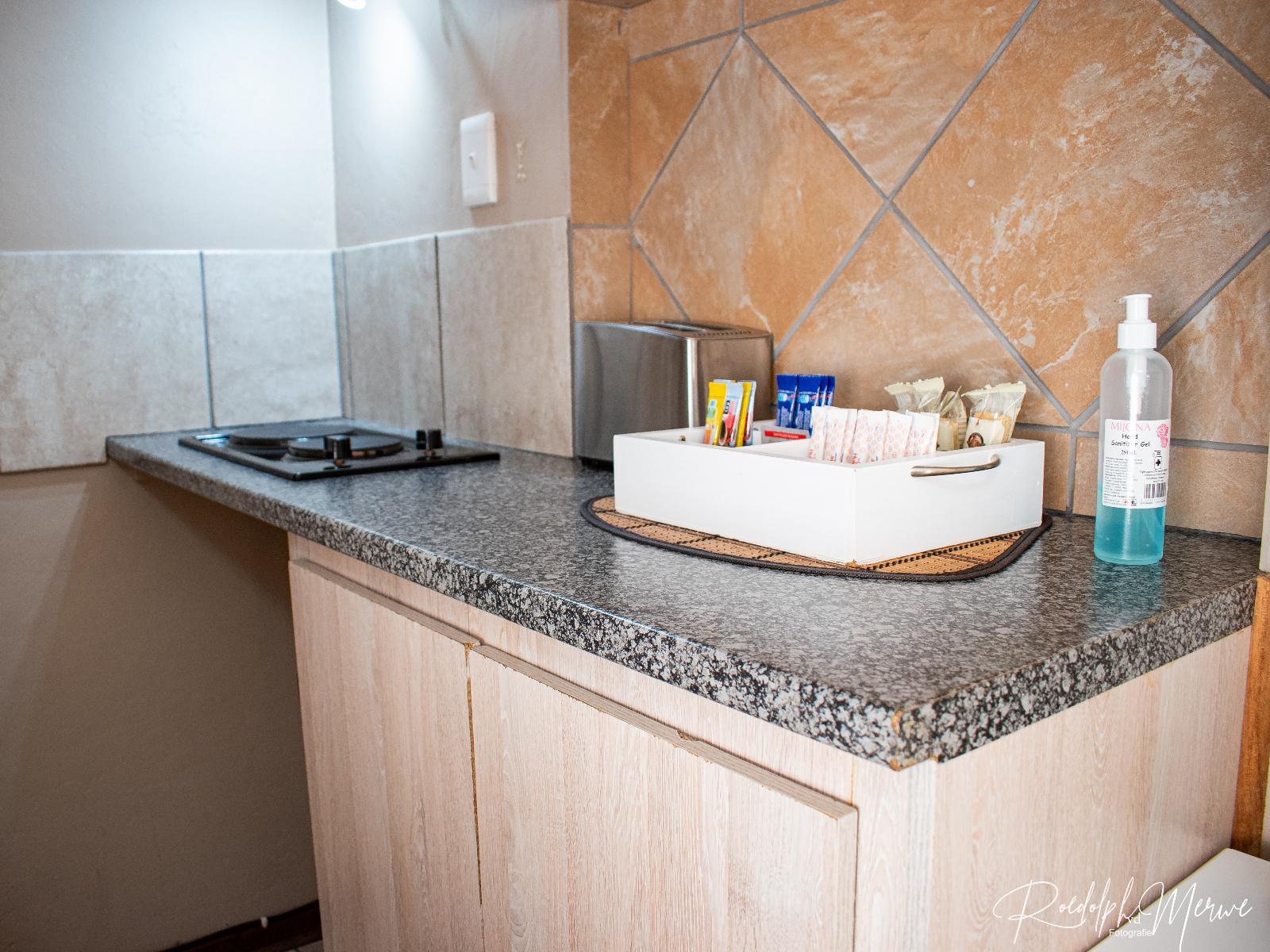 Room 1 — Kitchenette
