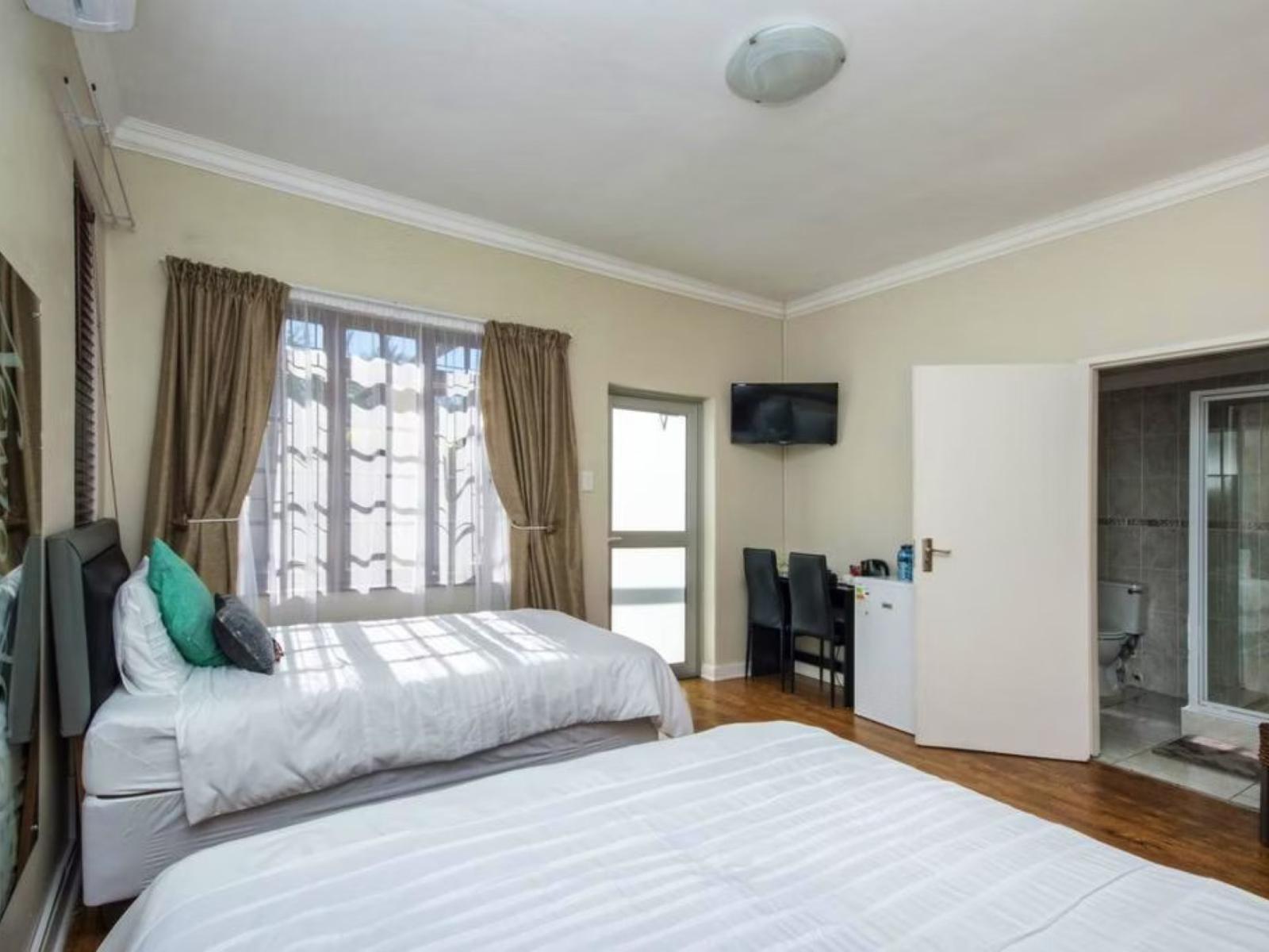 Room 8 — Bed