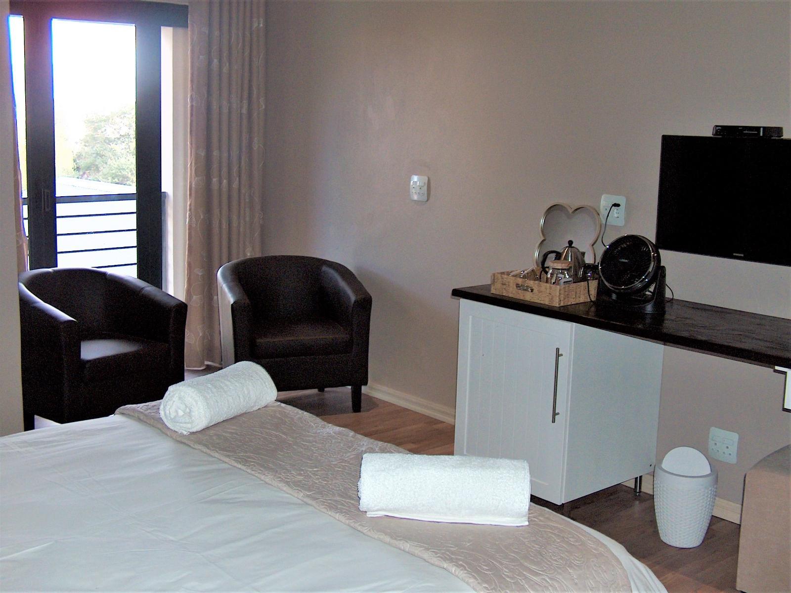 Room 1 — Coffee/tea facilities