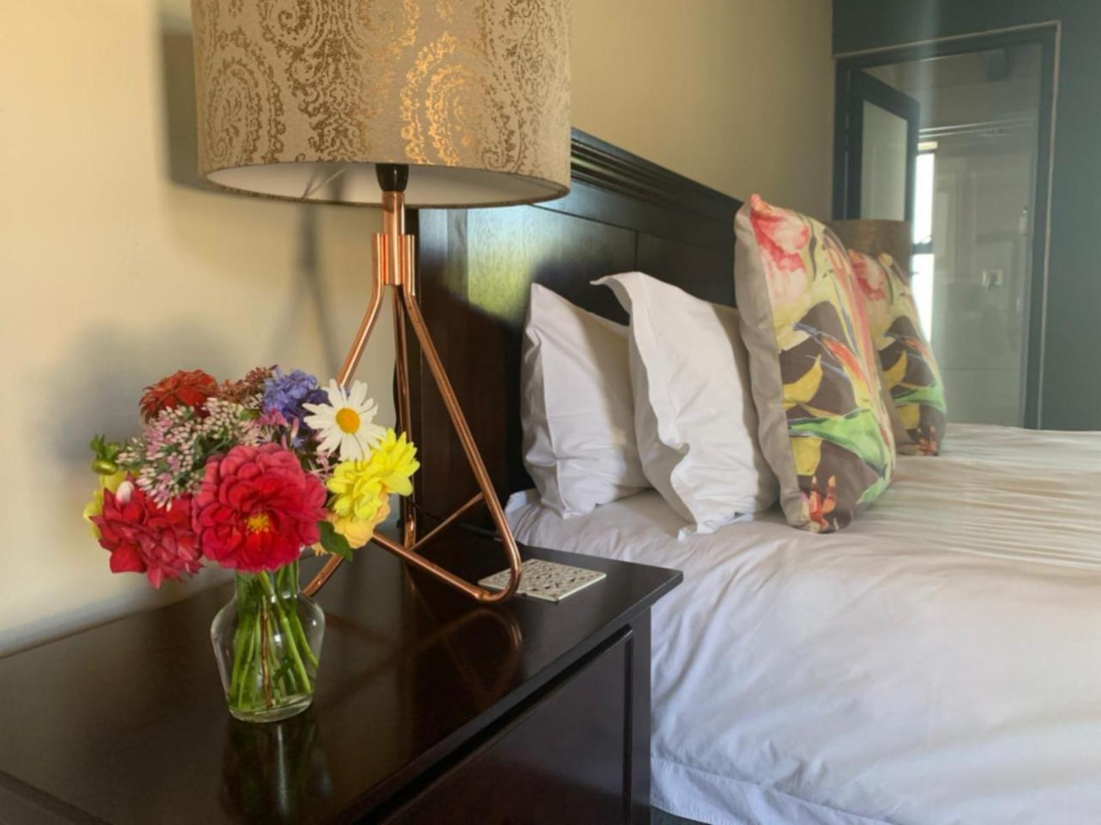 Room 1 — Decorative detail