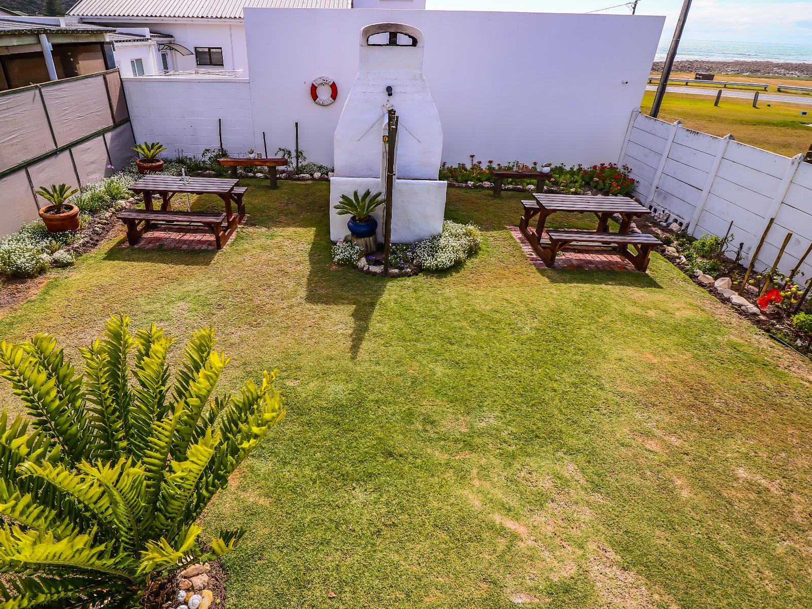 Room 1 — Garden