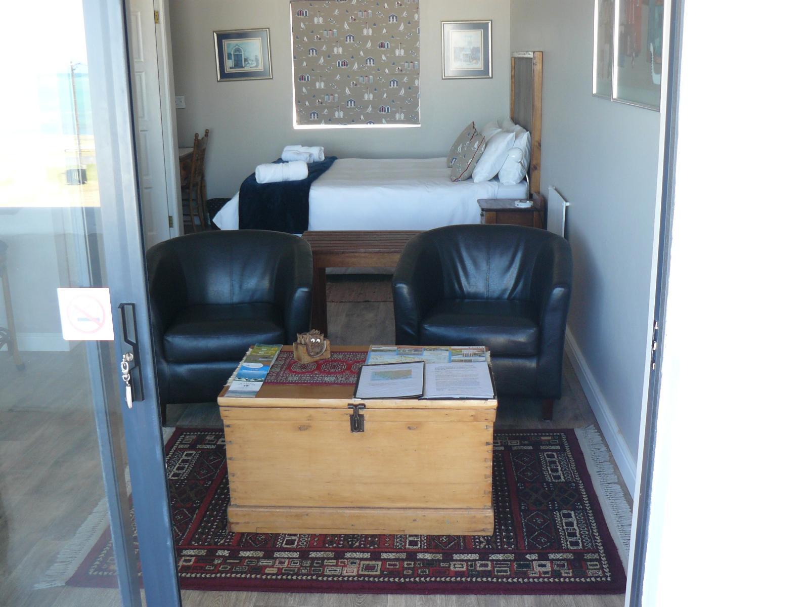 Room 1 — Decorative detail