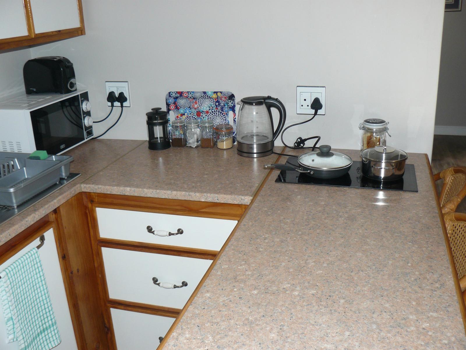 Room 1 — Kitchenette
