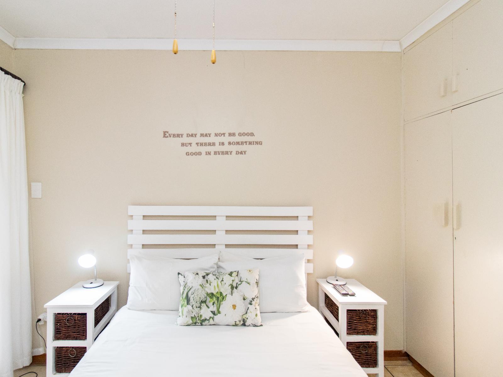 Room 1 — Photo of the whole room