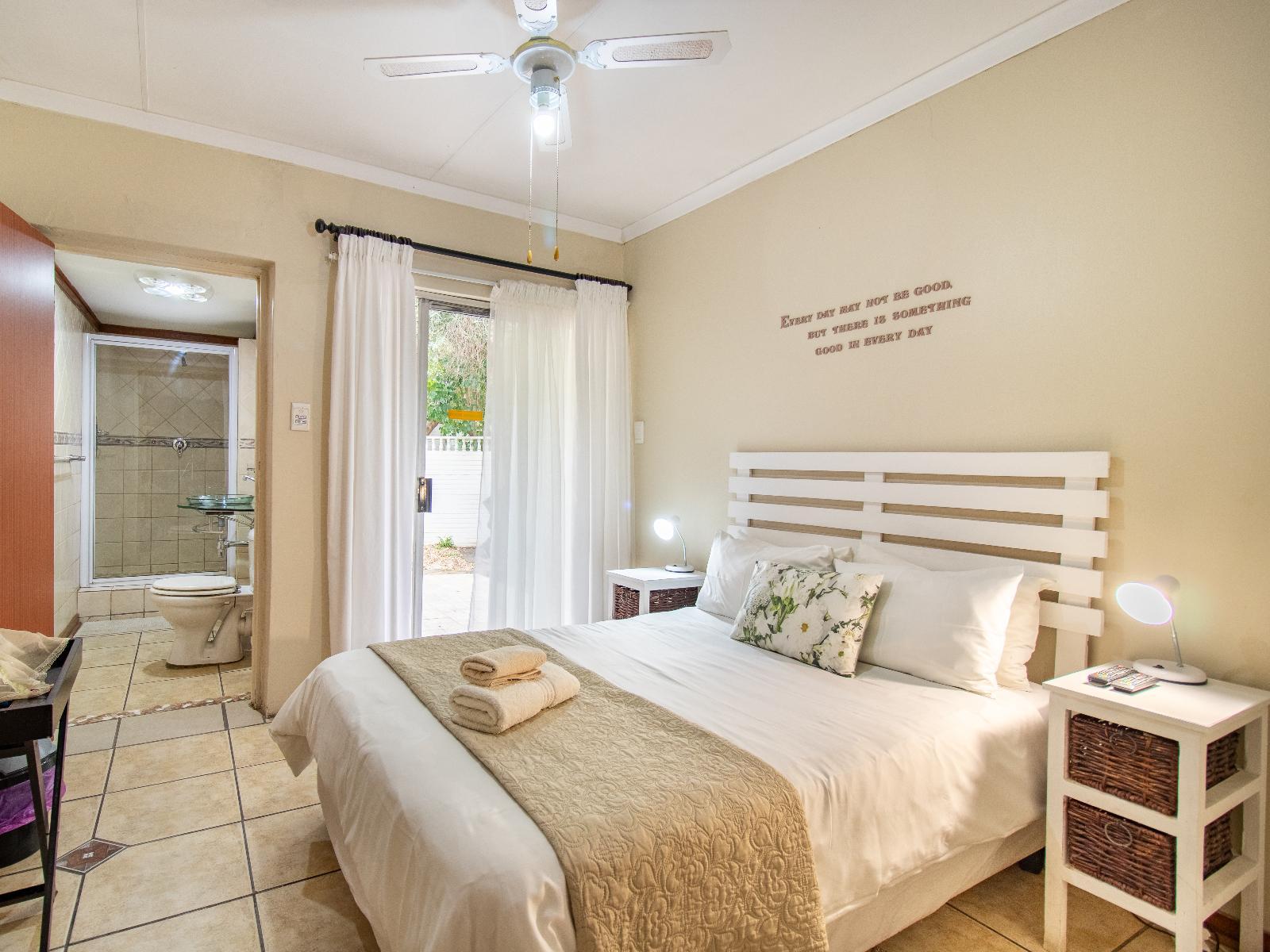 Room 1 — Photo of the whole room