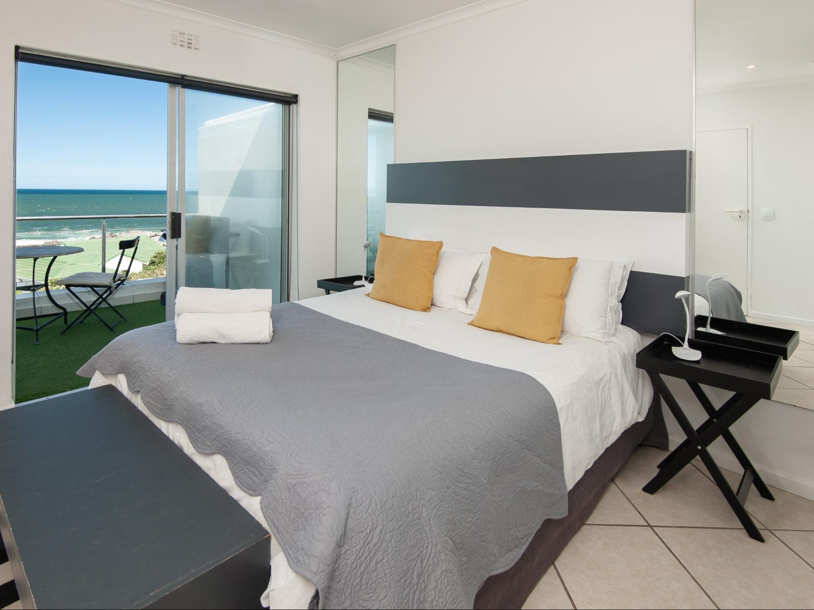 Whale Rock Apartments