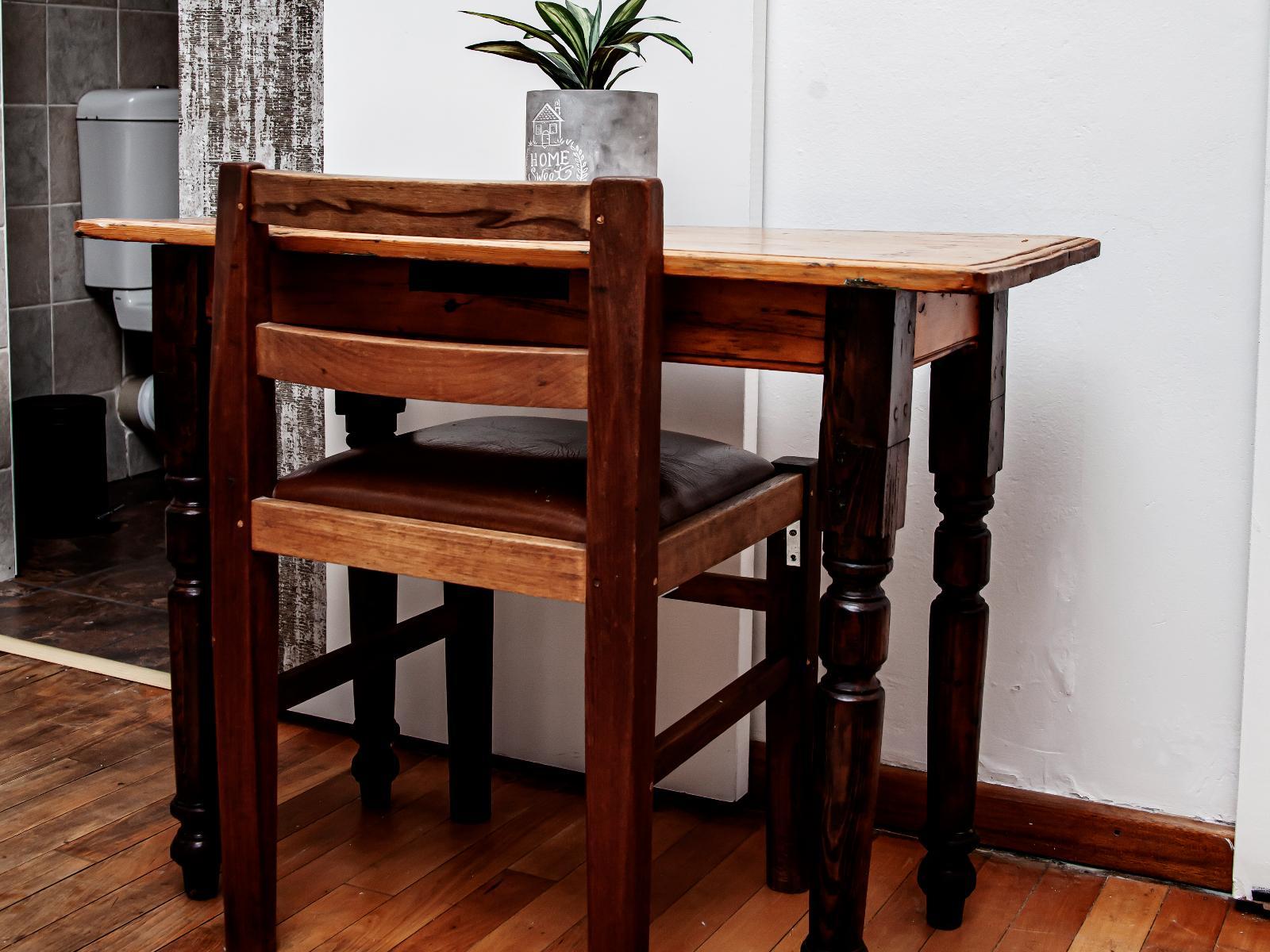 Room 2 — Seating area