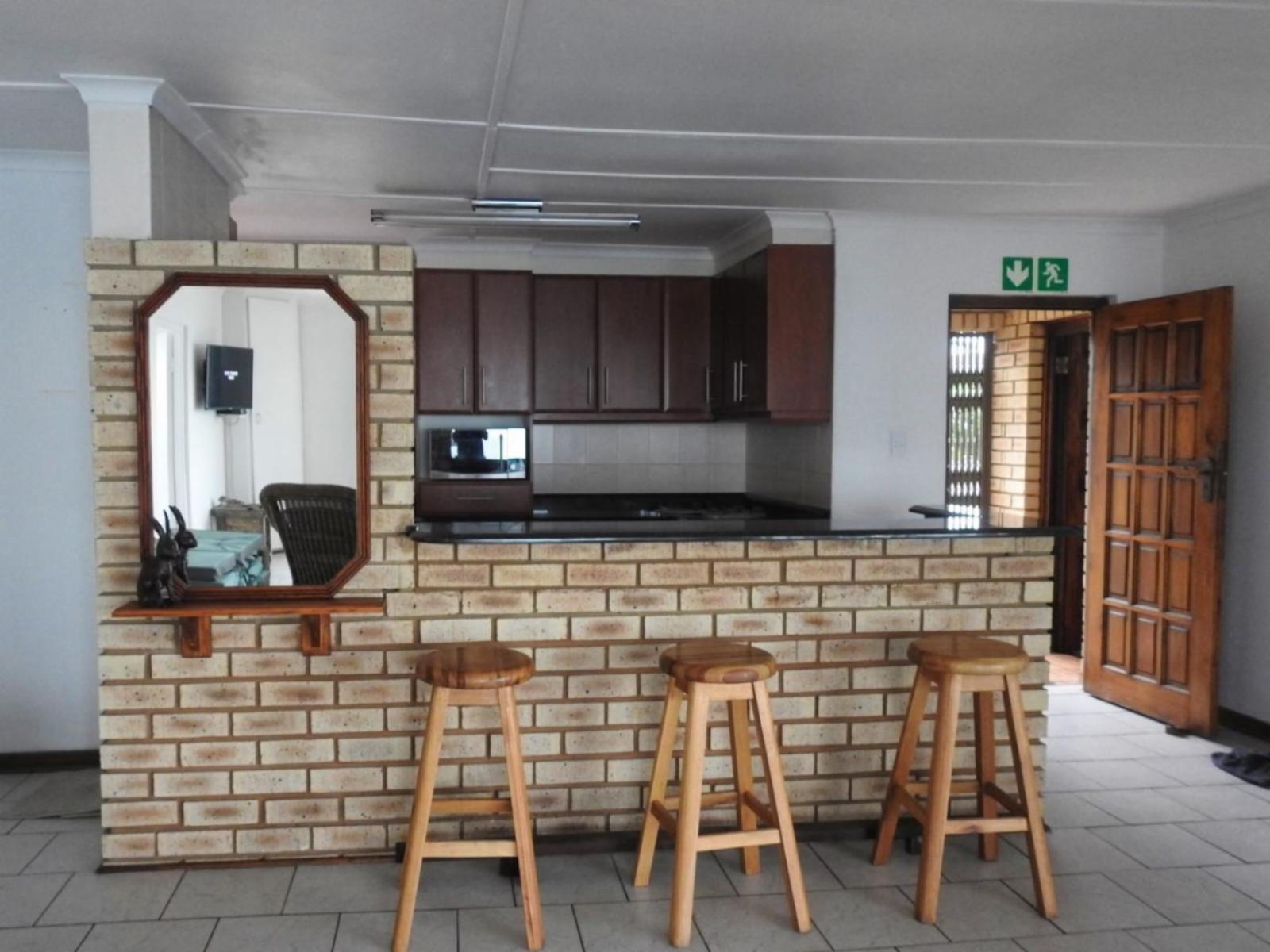 Room 1 — Kitchenette