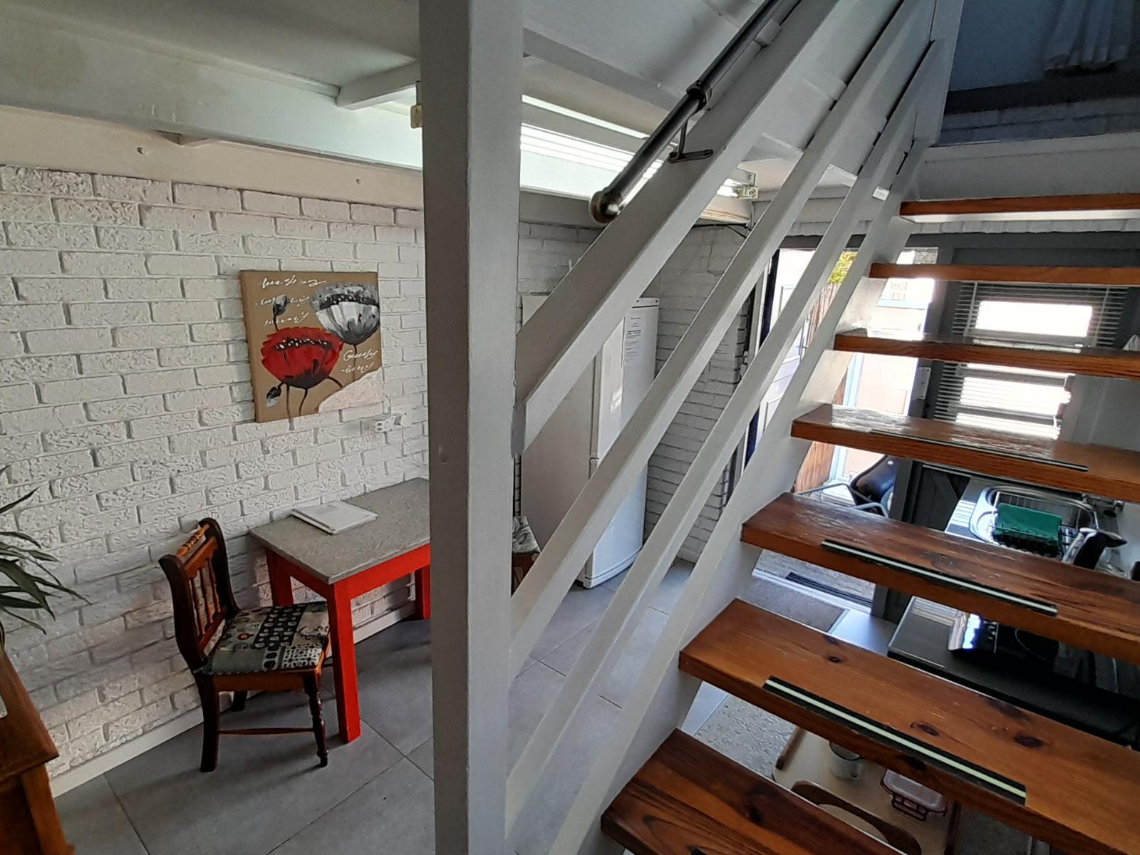 Room 3 — Seating area