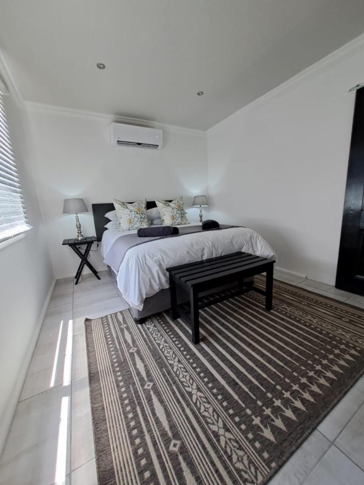 Room 2 — Photo of the whole room