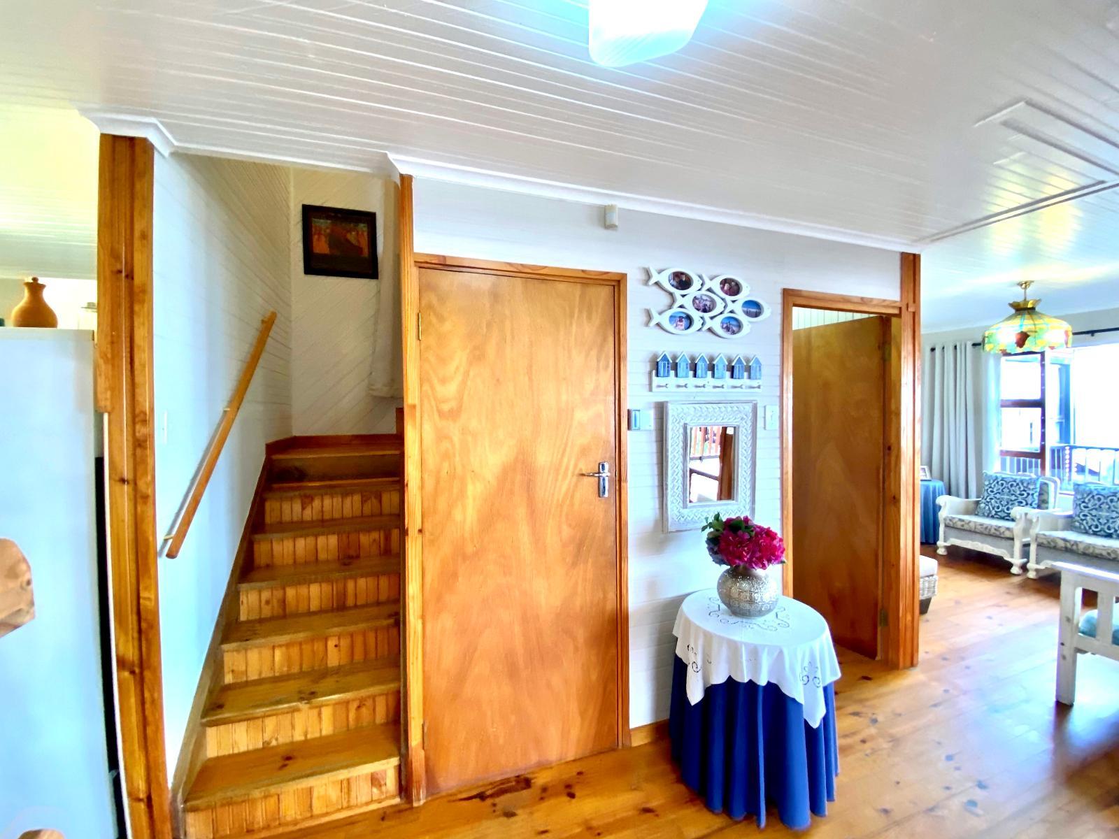 Room 5 — Photo of the whole room