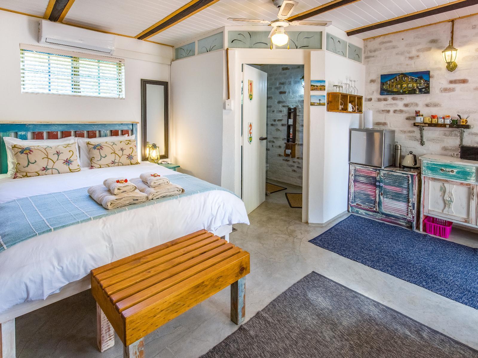 Room 1 — Photo of the whole room