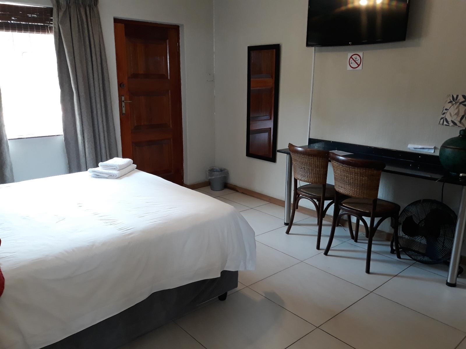 Room 3 — Photo of the whole room