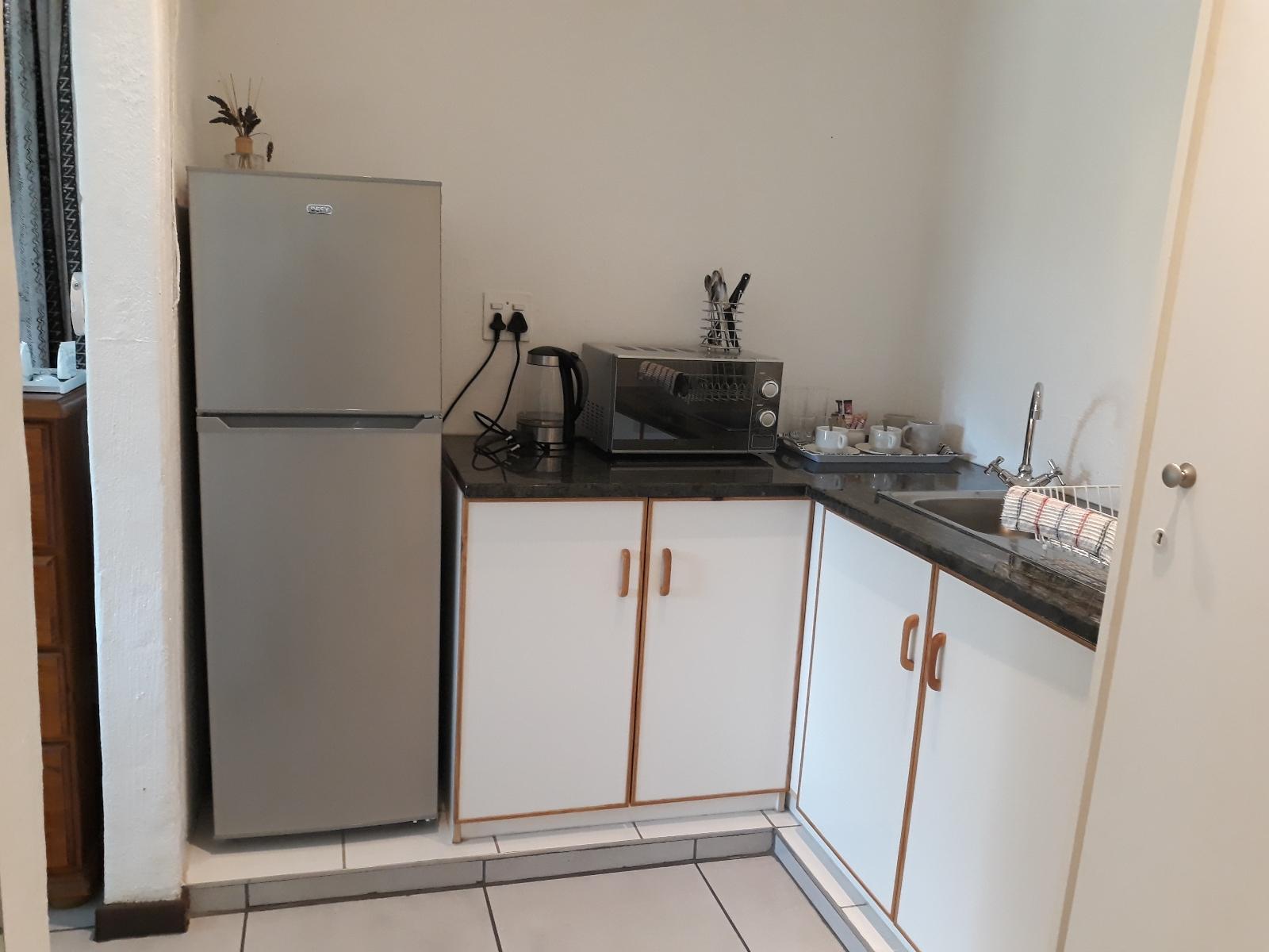 Room 1 — Coffee/tea facilities