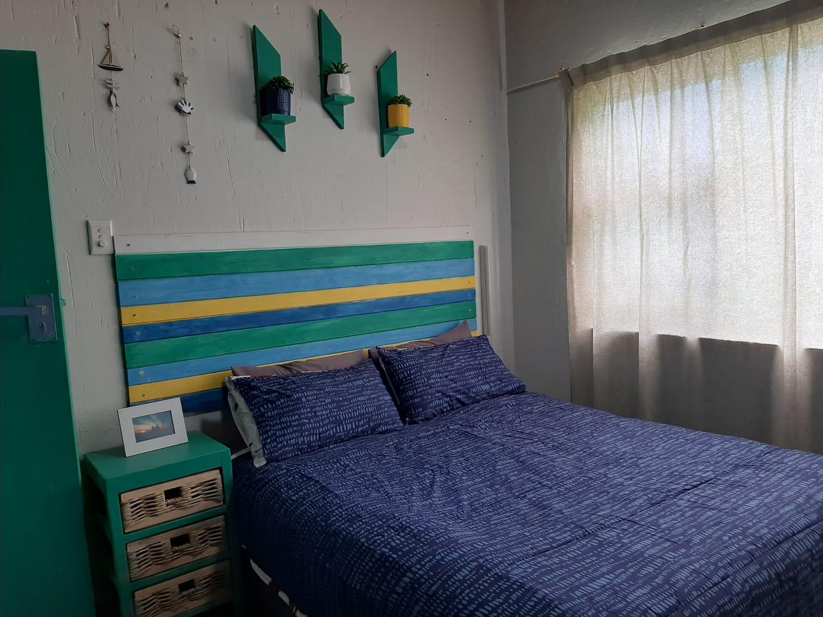 Room 1 — Photo of the whole room