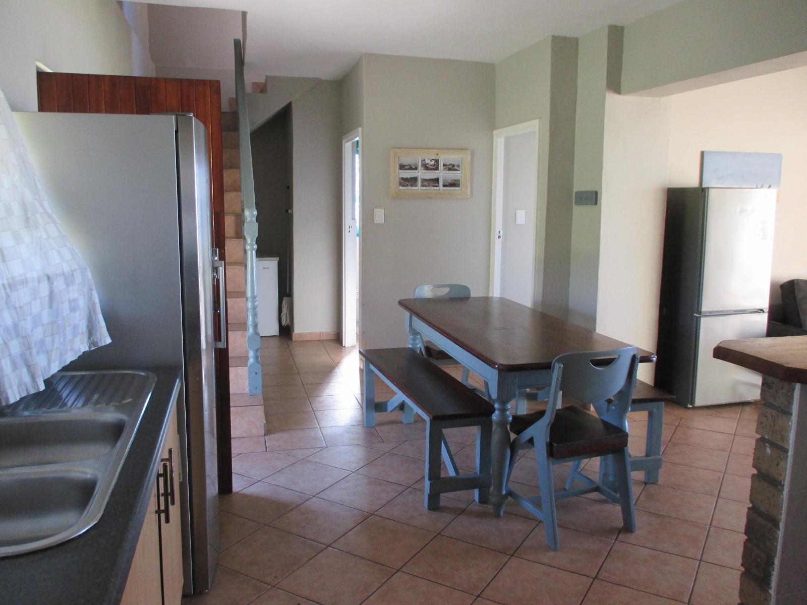 Room 4 — Seating area