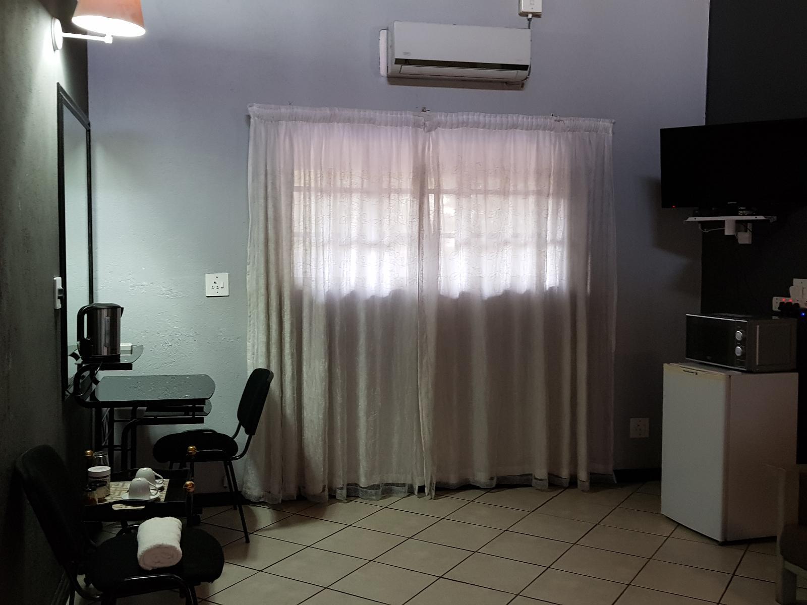 Room 1 — TV and multimedia