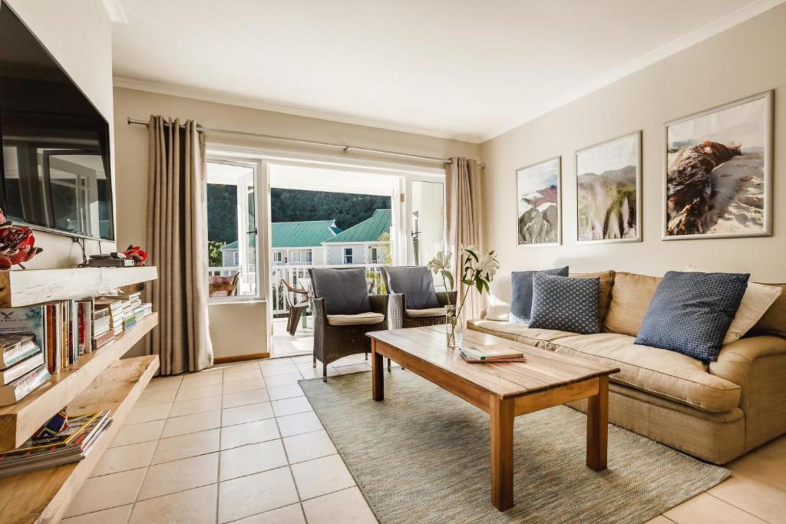 20 River Club Villas
