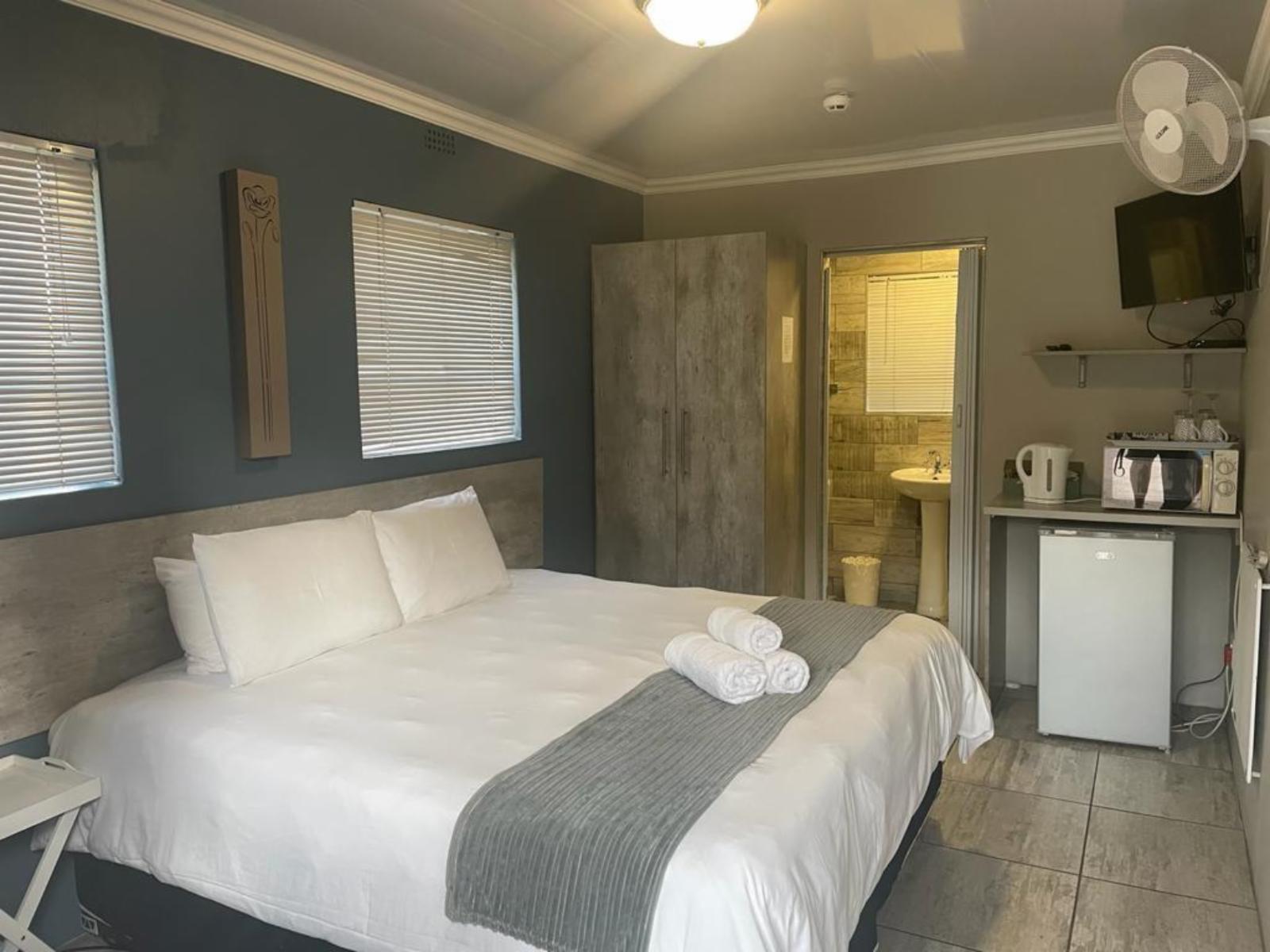 Room 1 — Photo of the whole room