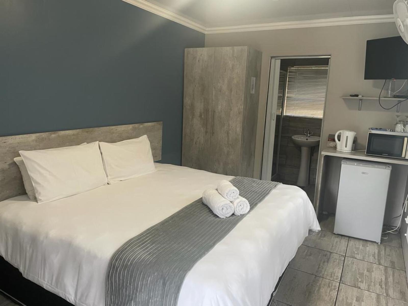 Room 3 — Photo of the whole room