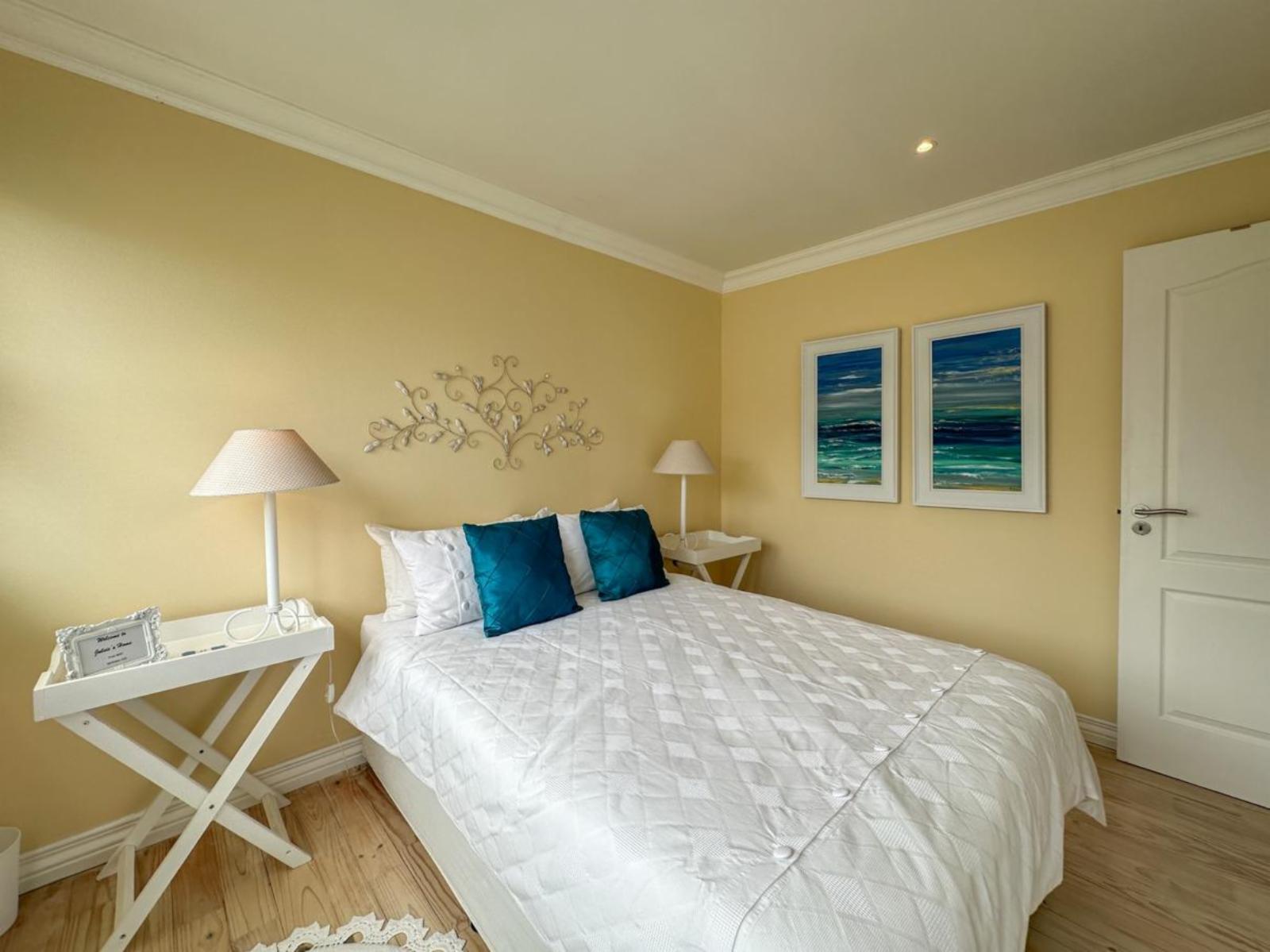Room 3 — Photo of the whole room