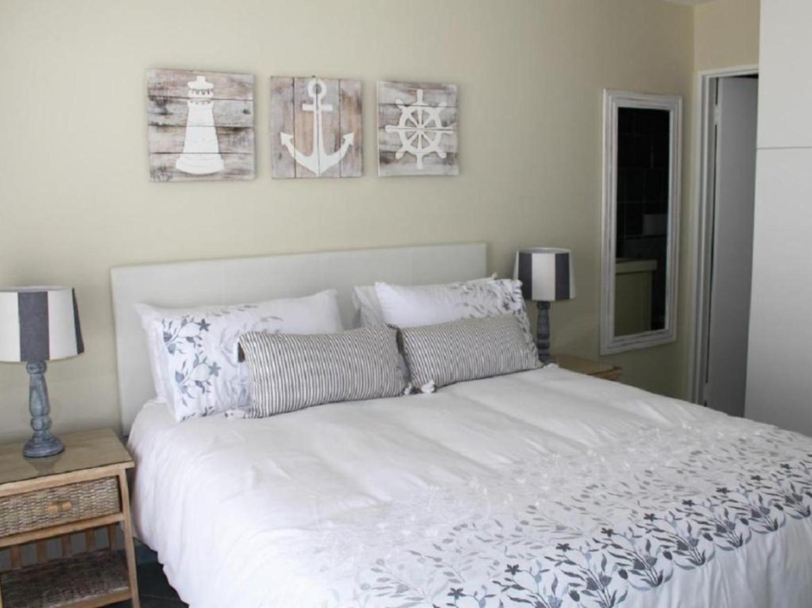 Room 1 — Photo of the whole room