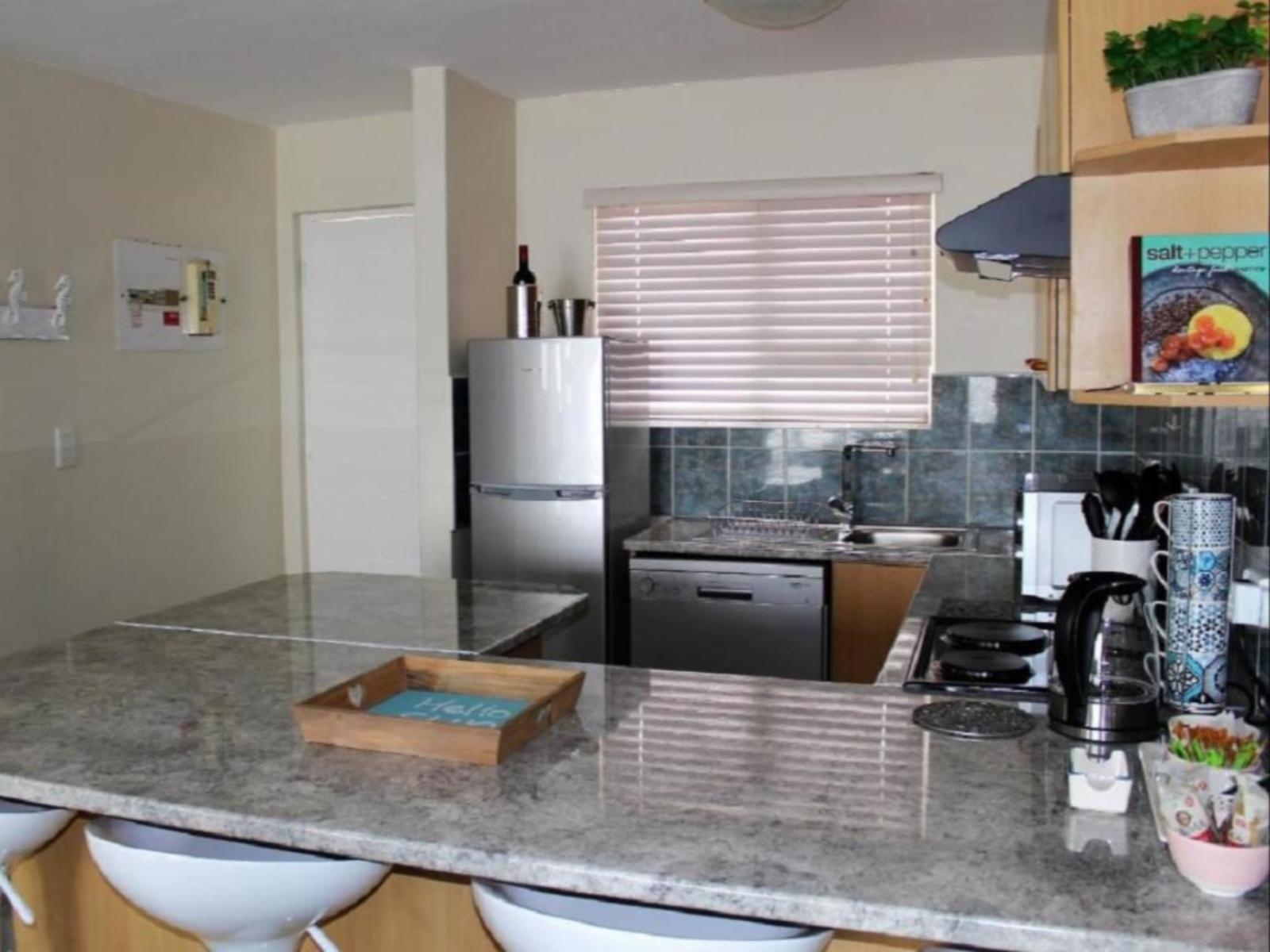 Room 1 — Kitchenette