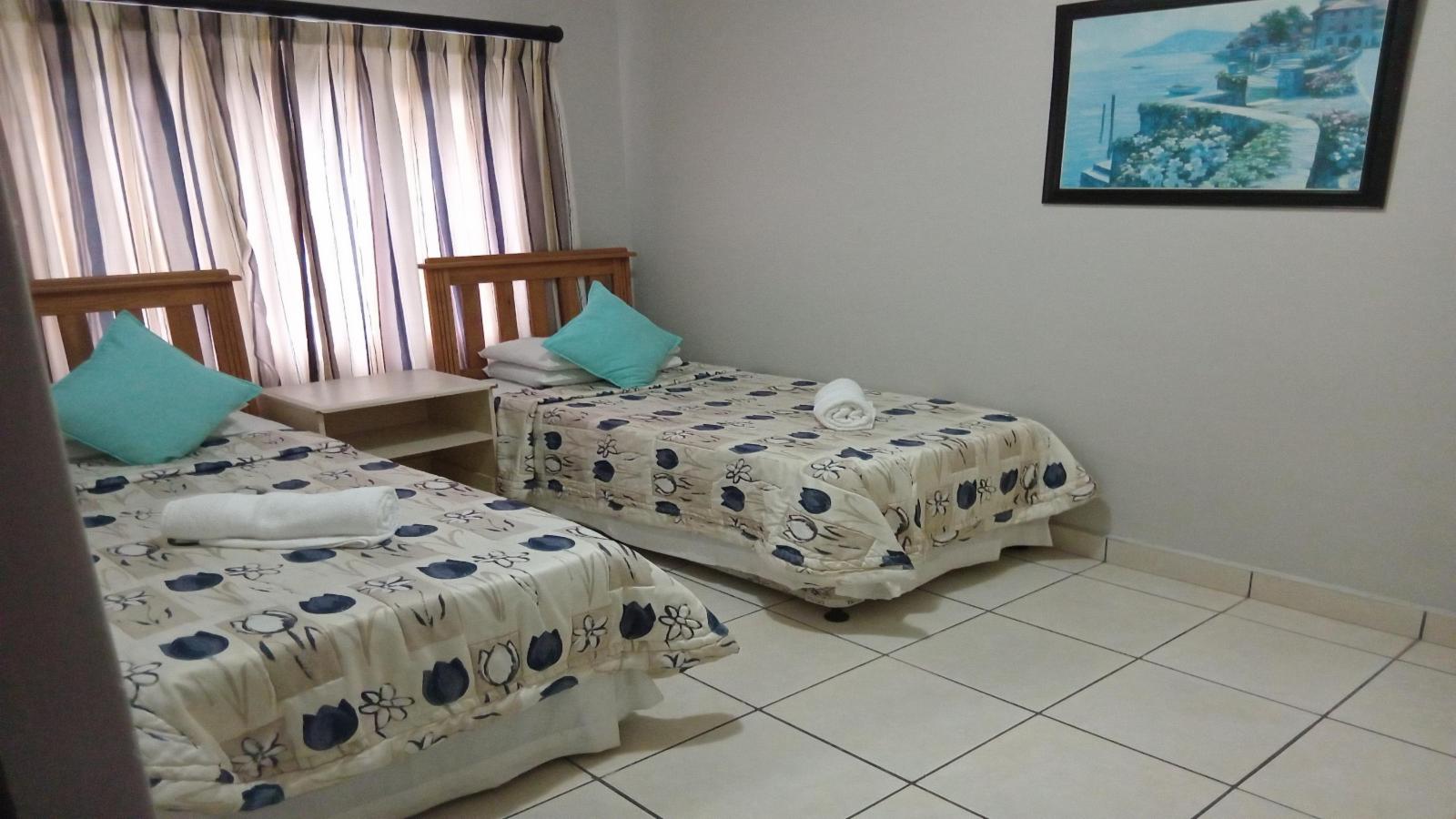 Room 6 — Photo of the whole room