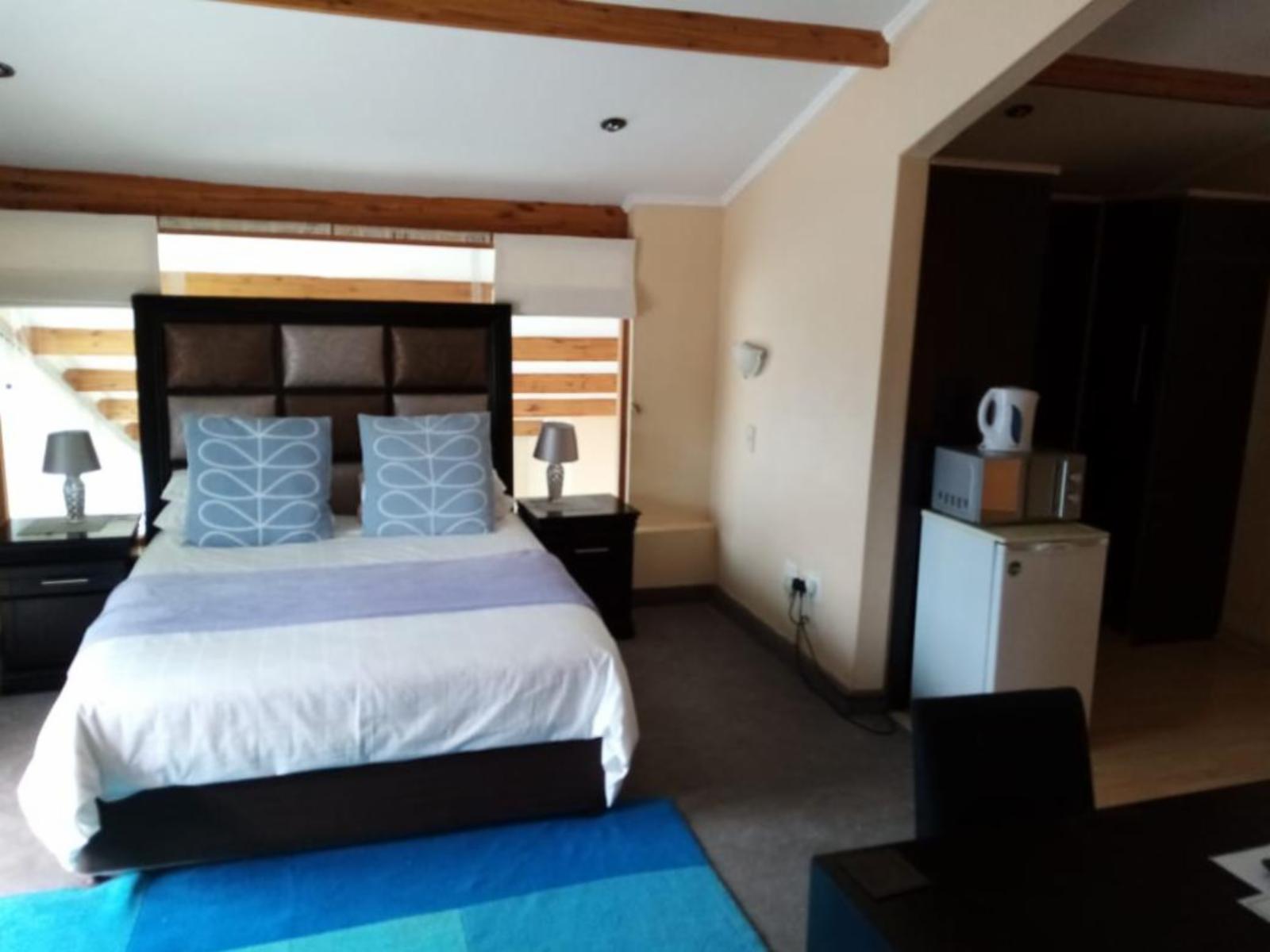 Room 4 — Bed