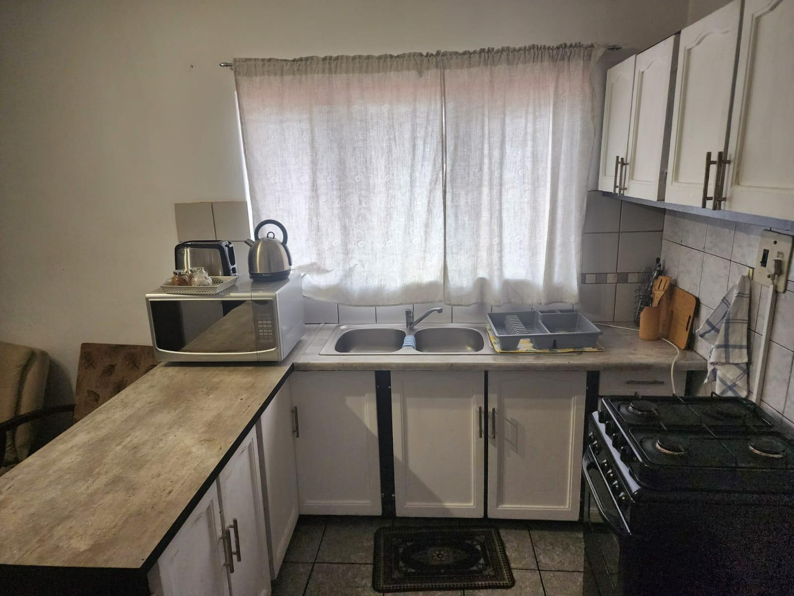 Room 1 — Kitchenette