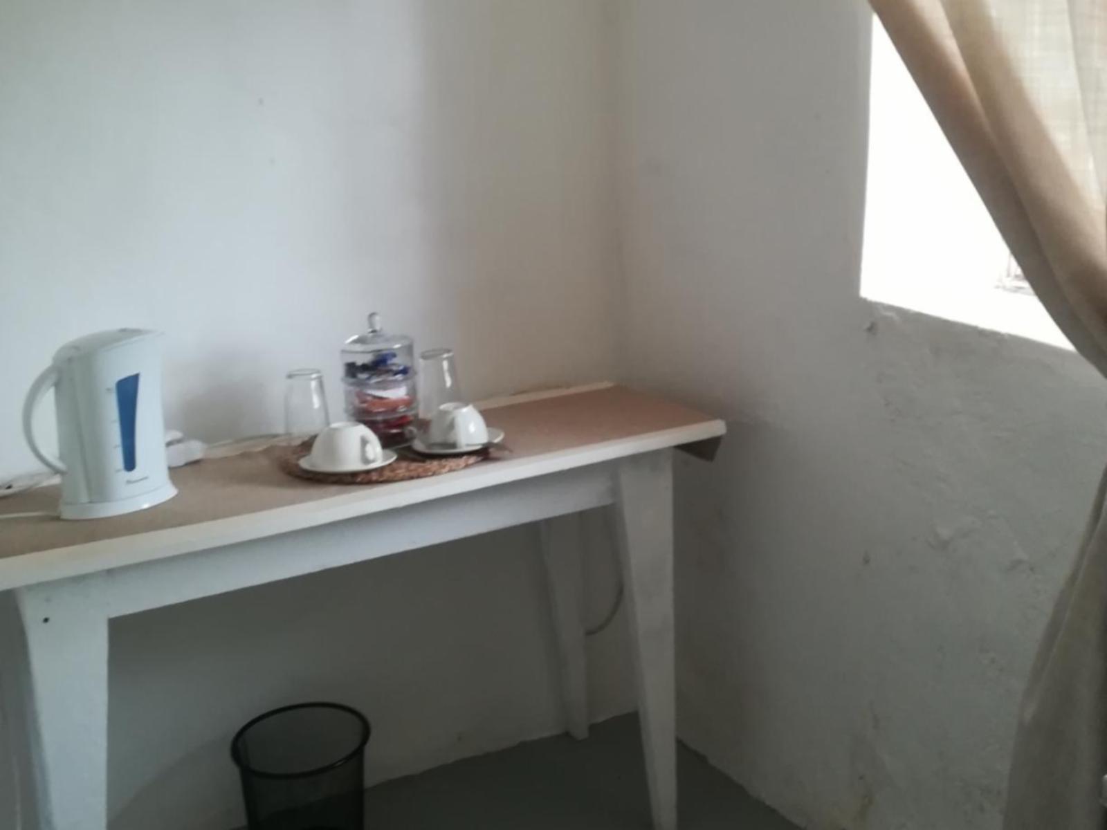 Room 2 — Coffee/tea facilities