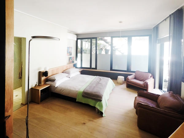 Room 1