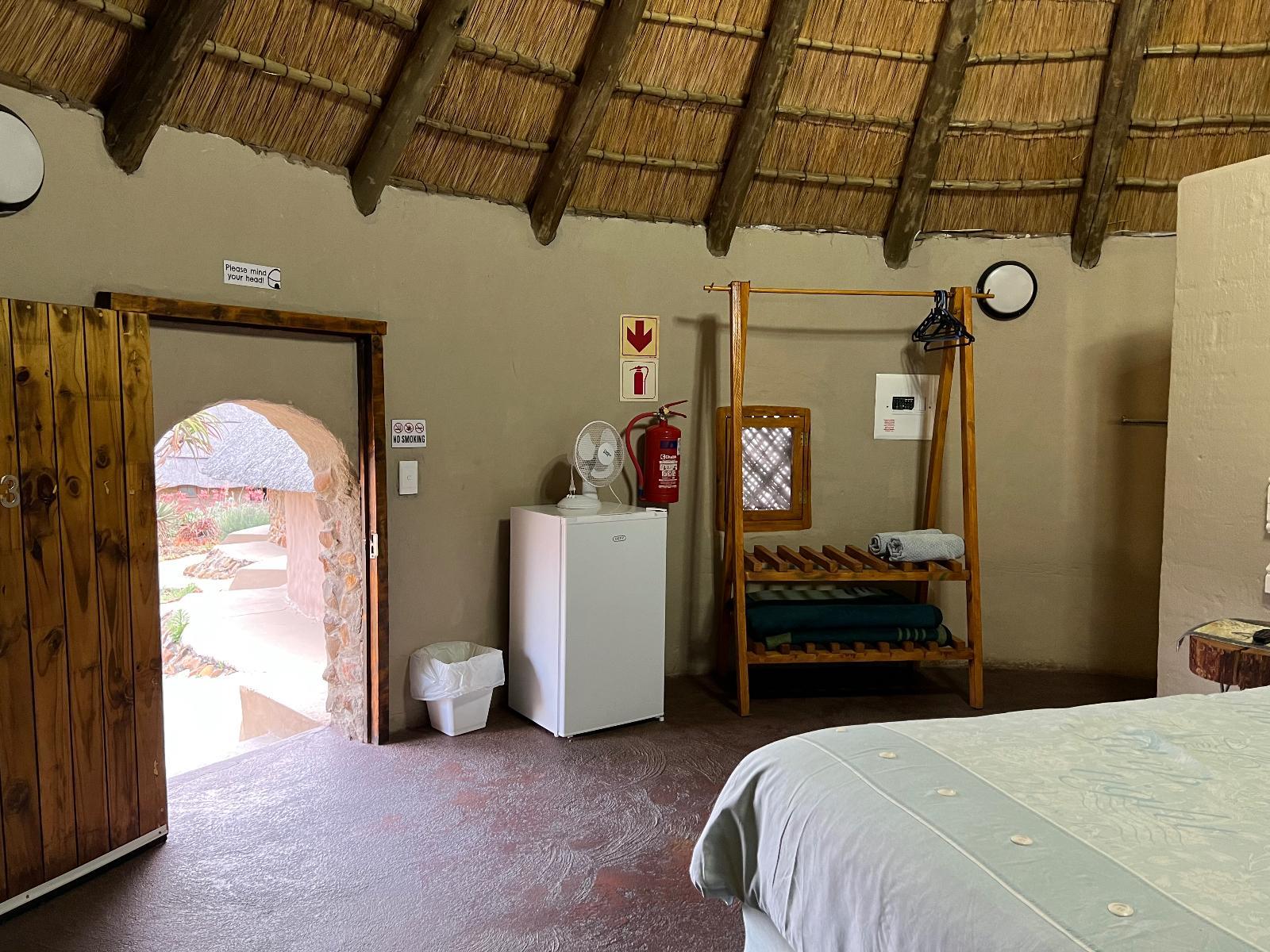 Room 3 — Photo of the whole room