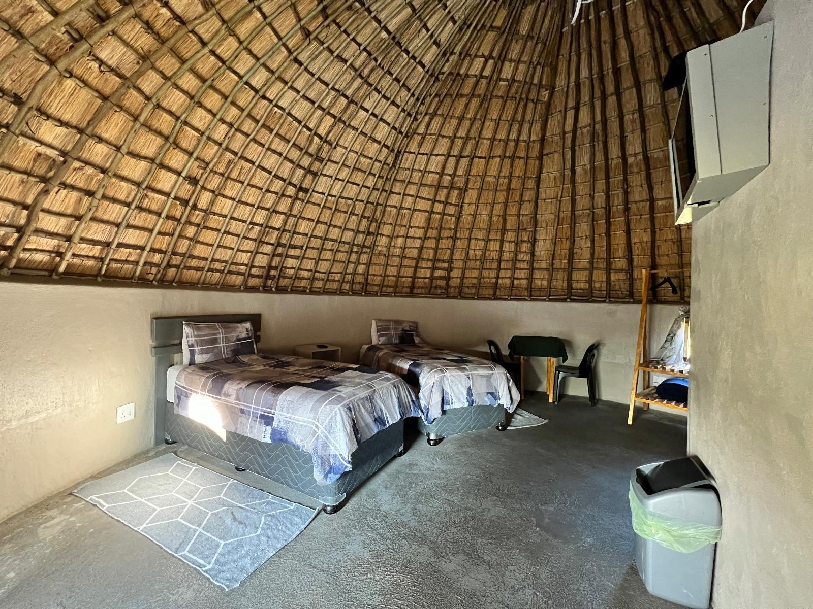 Room 9 — Photo of the whole room