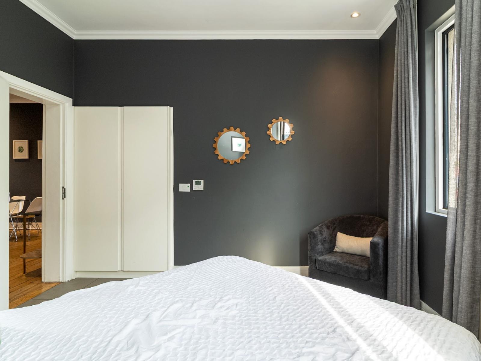 Room 3 — Photo of the whole room