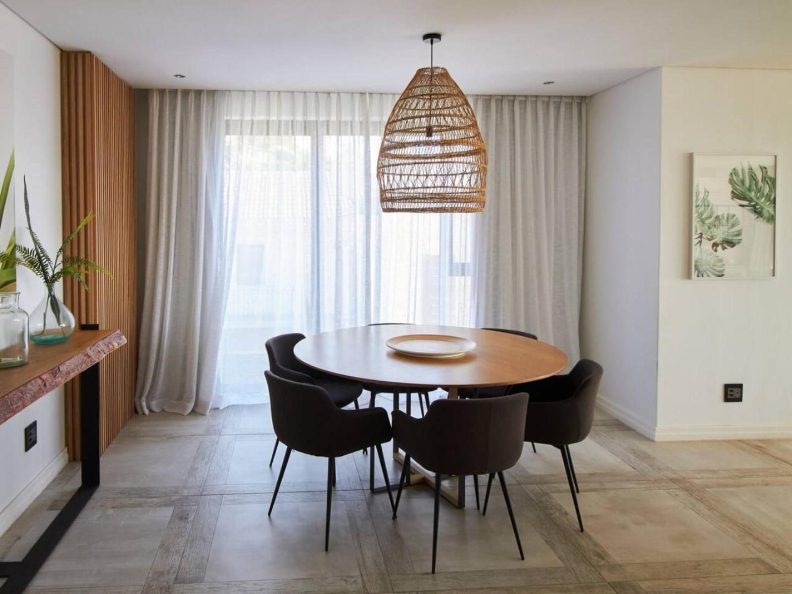 Room 4 — Dining area