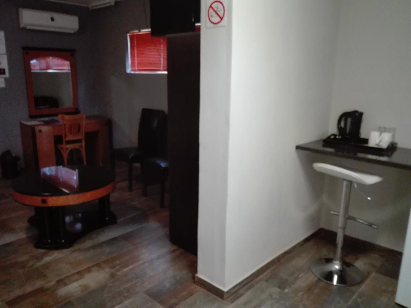 Room 1 — Photo of the whole room