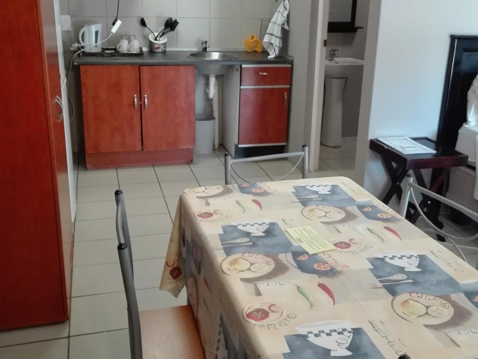 Room 3 — Kitchenette