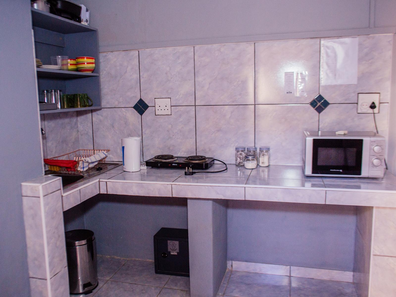 Room 7 — Kitchenette