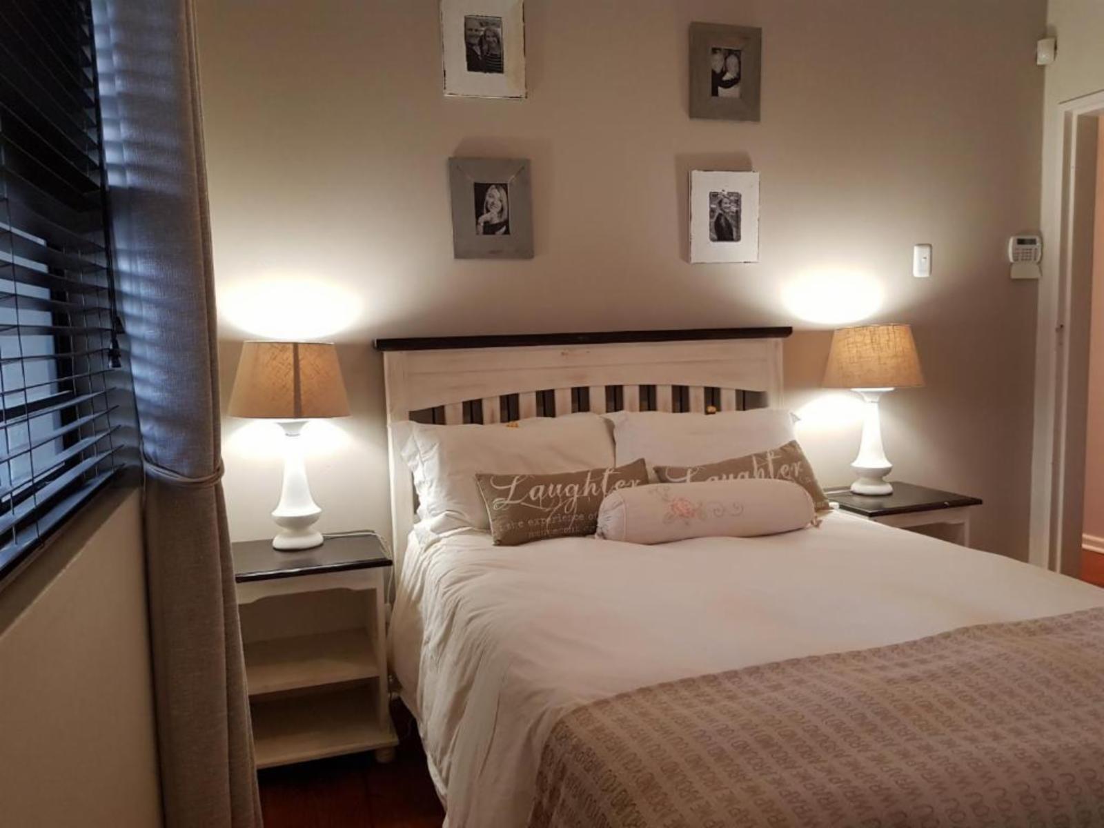 Room 1 — Photo of the whole room