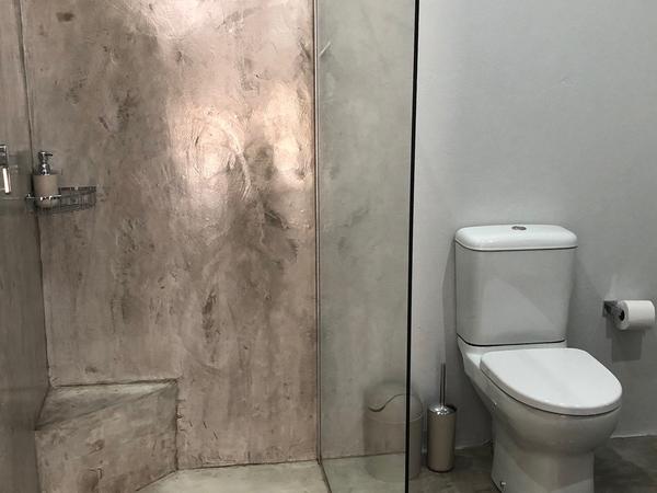Room 1