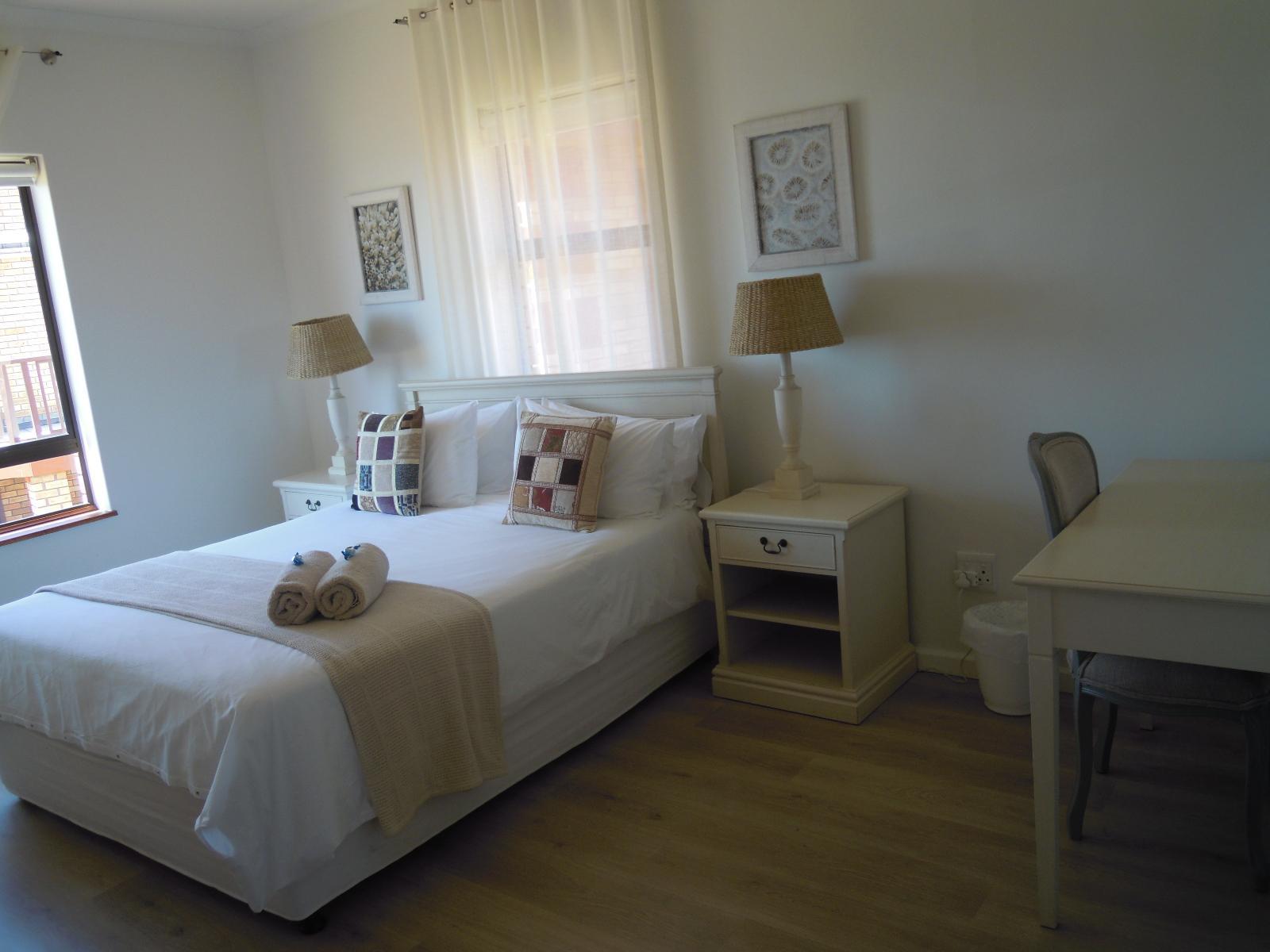 Room 4 — Bed