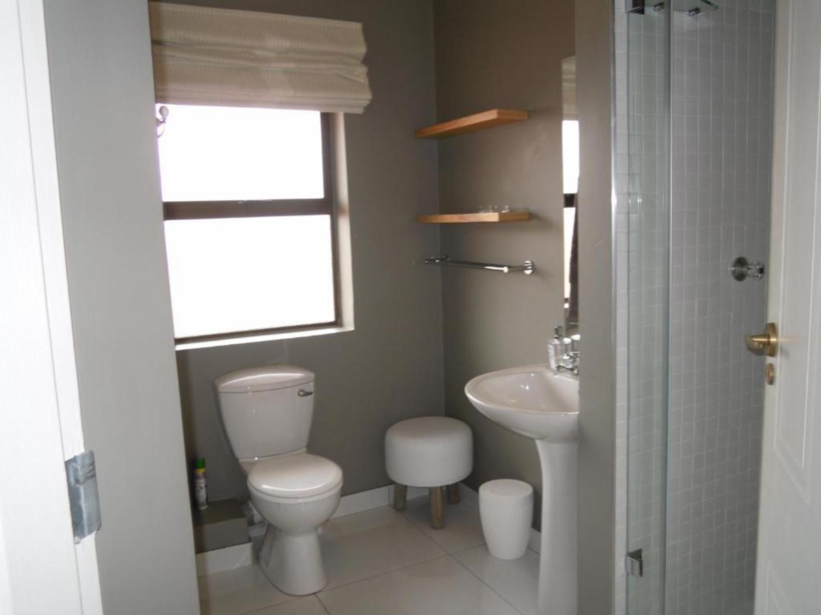 Room 4 — Bathroom