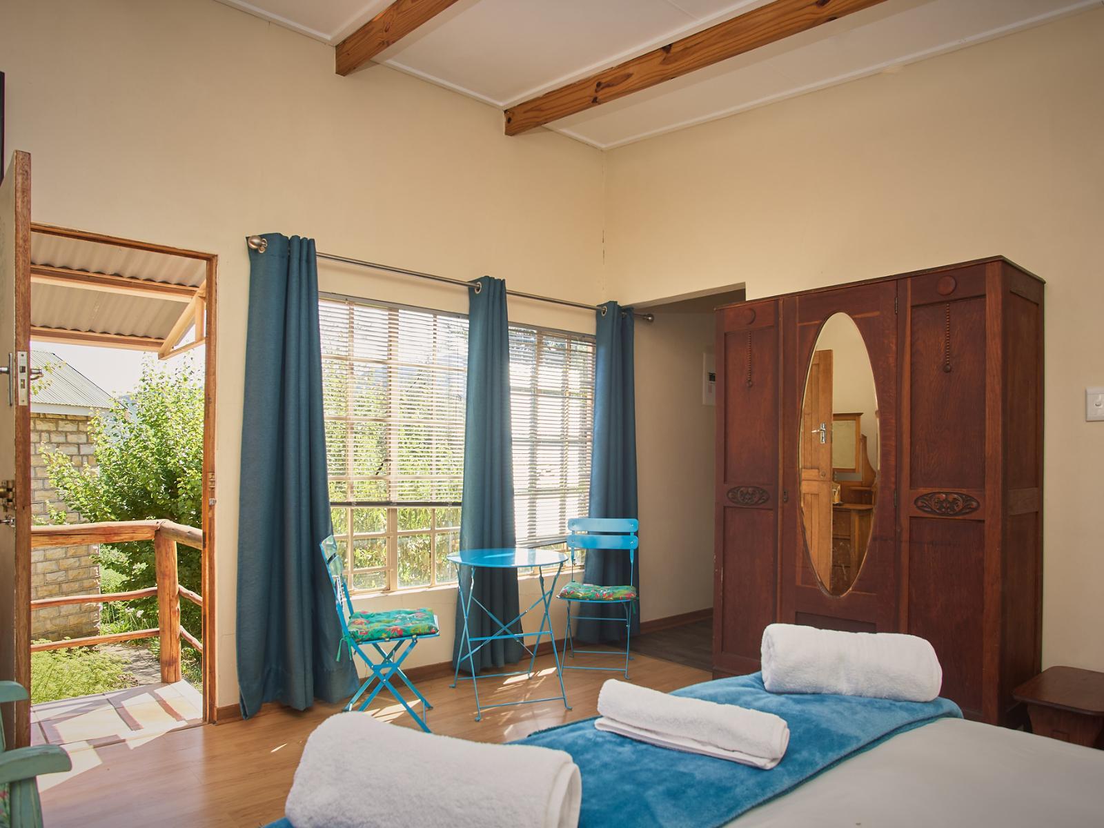 Room 2 — Breakfast area